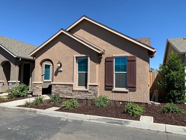 property at 816 Castellona Dr