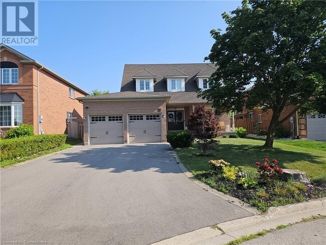 property at 20 Bird Ct