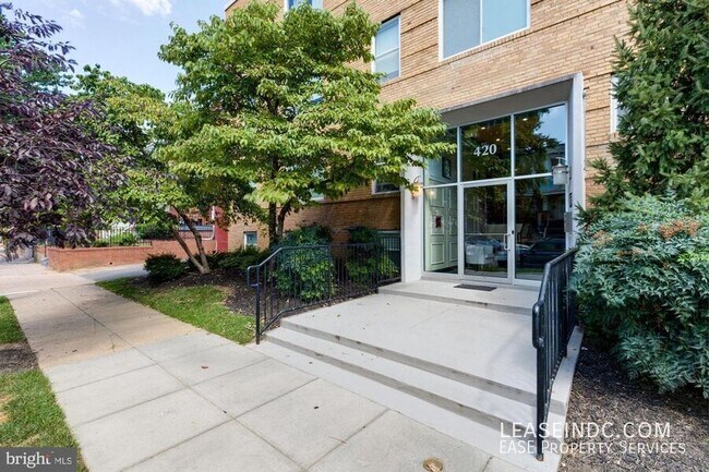 property at 420 16th St SE