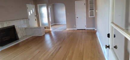 1392 How Ln in North Brunswick, NJ - Building Photo - Building Photo