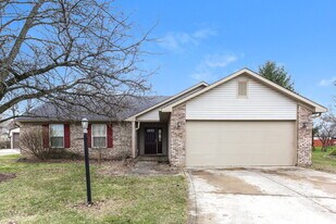 8165 Shortleaf Ct in Indianapolis, IN - Building Photo