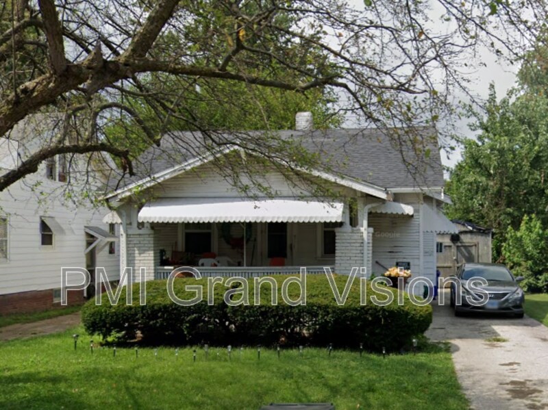 1420 E Division St in Decatur, IL - Building Photo