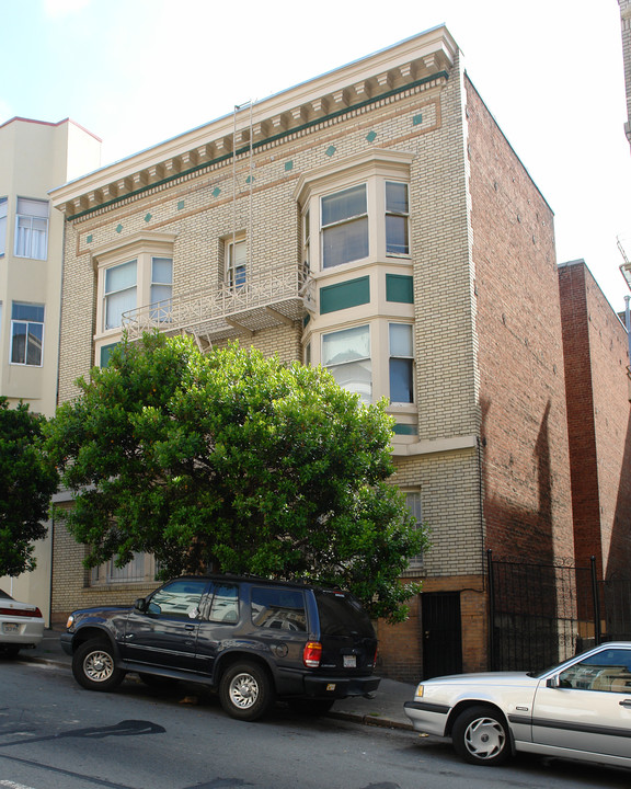 930 Leavenworth St in San Francisco, CA - Building Photo