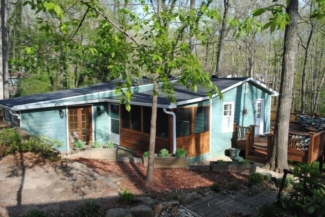 6345 Reives Rd in Cumming, GA - Building Photo - Building Photo