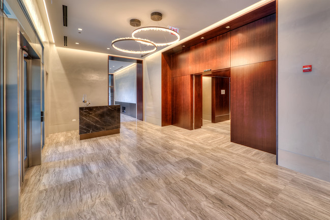 2950 North Sheridan in Chicago, IL - Building Photo - Lobby