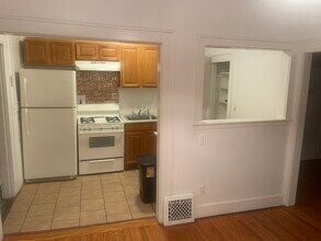 270 S Cherry St in Poughkeepsie, NY - Building Photo - Building Photo