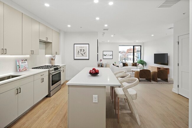 property at 256 Dorchester St