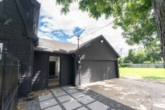 8134 Niles St in Houston, TX - Building Photo - Building Photo