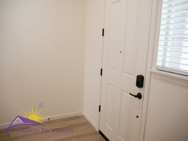 12545 Kenne Dr in Rancho Cordova, CA - Building Photo - Building Photo