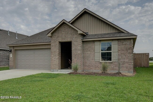 107 Emerald Star Ln in Lafayette, LA - Building Photo - Building Photo