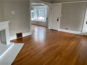 1529 Cordova Ave in Lakewood, OH - Building Photo - Building Photo
