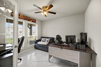 2110 Artic Loon Dr in Shenandoah, TX - Building Photo - Building Photo