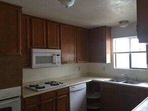 6709 Trigo Rd in Goleta, CA - Building Photo - Building Photo