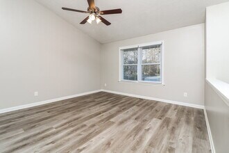 5375 Olde Mill Dr NE in Woodstock, GA - Building Photo - Building Photo