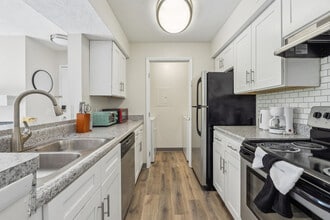 8208 Caribou Trail in Columbus, OH - Building Photo - Building Photo