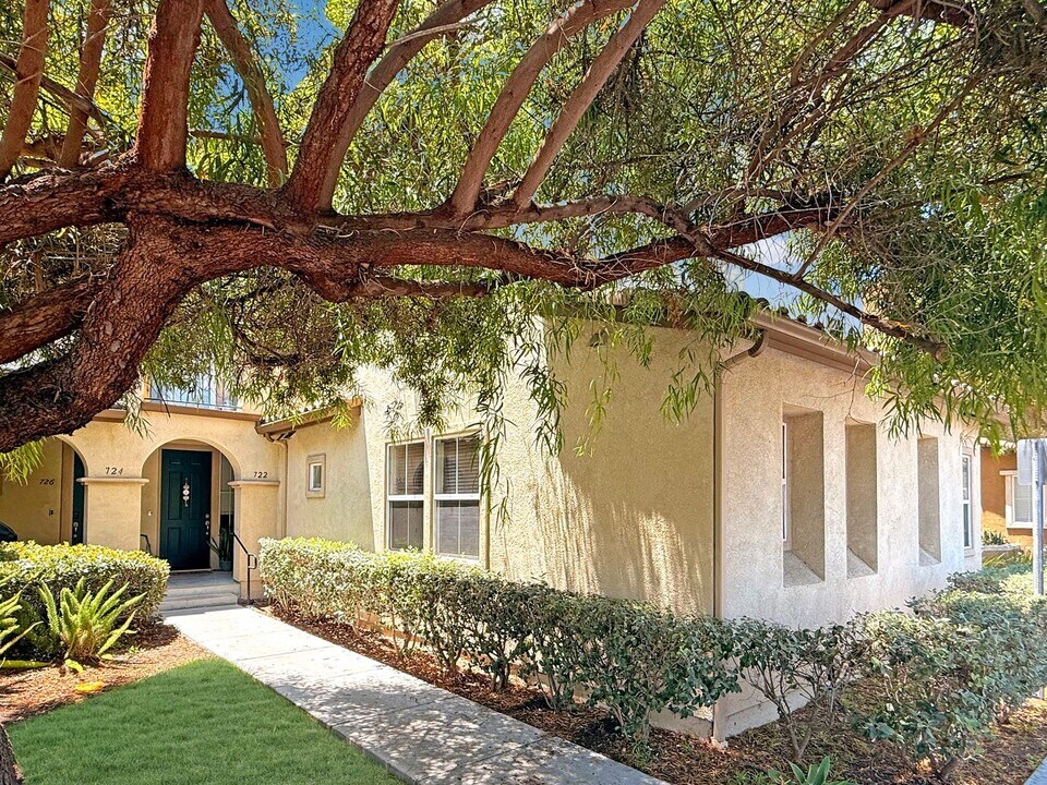 722 Castaway Cove in San Diego, CA - Building Photo