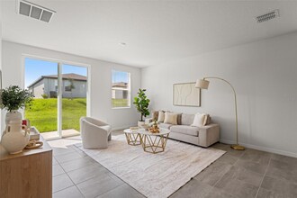 3655 Moscato Dr in Brooksville, FL - Building Photo - Building Photo