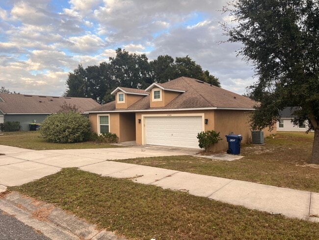 1500 Kayuni Dr in Mascotte, FL - Building Photo - Building Photo