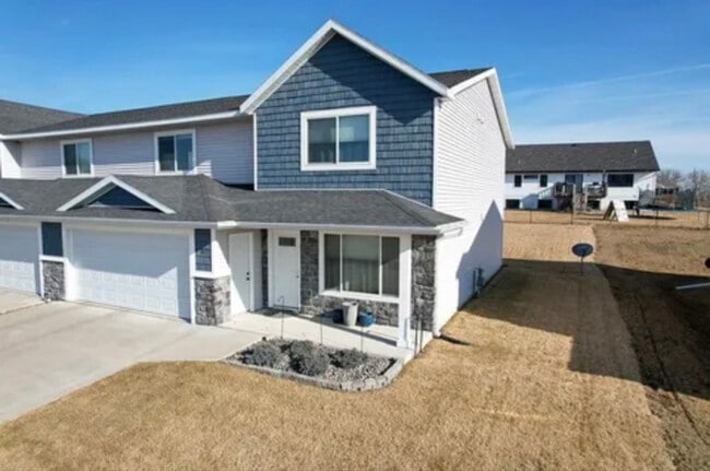 431 Nicholas St in Tomah, WI - Building Photo - Building Photo