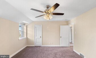 4044 Dayton Rd in Drexel Hill, PA - Building Photo