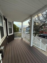 110 W Quincy St, Unit 1 in Somerville, MA - Building Photo - Building Photo