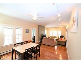 103 Lanark Rd, Unit 101 in Boston, MA - Building Photo - Building Photo