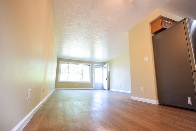 12695-12699 SE 27th Ave in Portland, OR - Building Photo - Building Photo