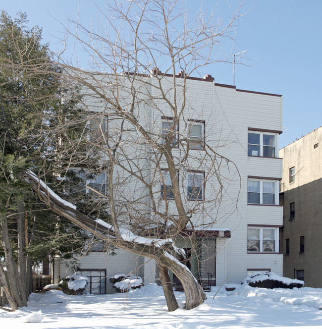 912 N Broad St in Elizabeth, NJ - Building Photo - Building Photo