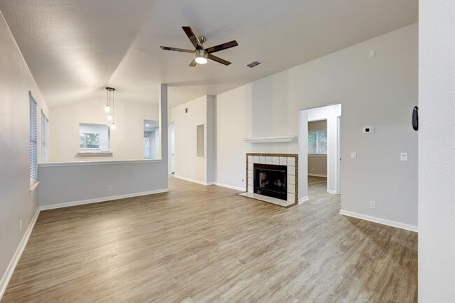 21100 Derby Day Ave in Pflugerville, TX - Building Photo - Building Photo