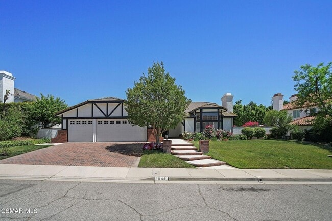 property at 1142 Earlham Ct