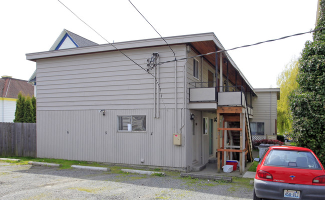 2305 Rucker Ave in Everett, WA - Building Photo - Building Photo