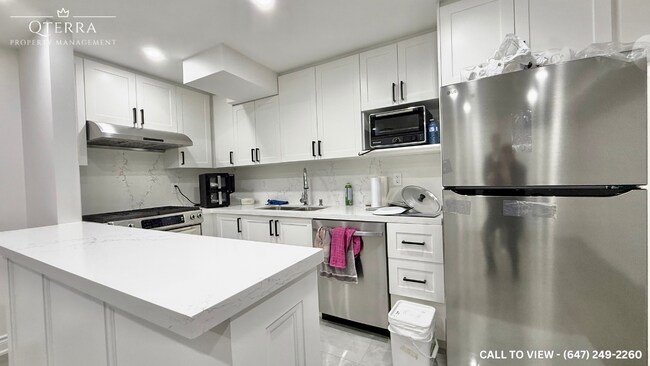 10 Peer St in Markham, ON - Building Photo - Building Photo