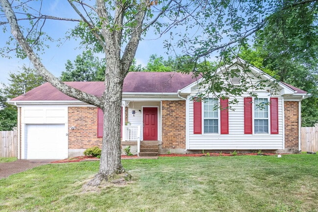property at 3621 Arcadia Cir