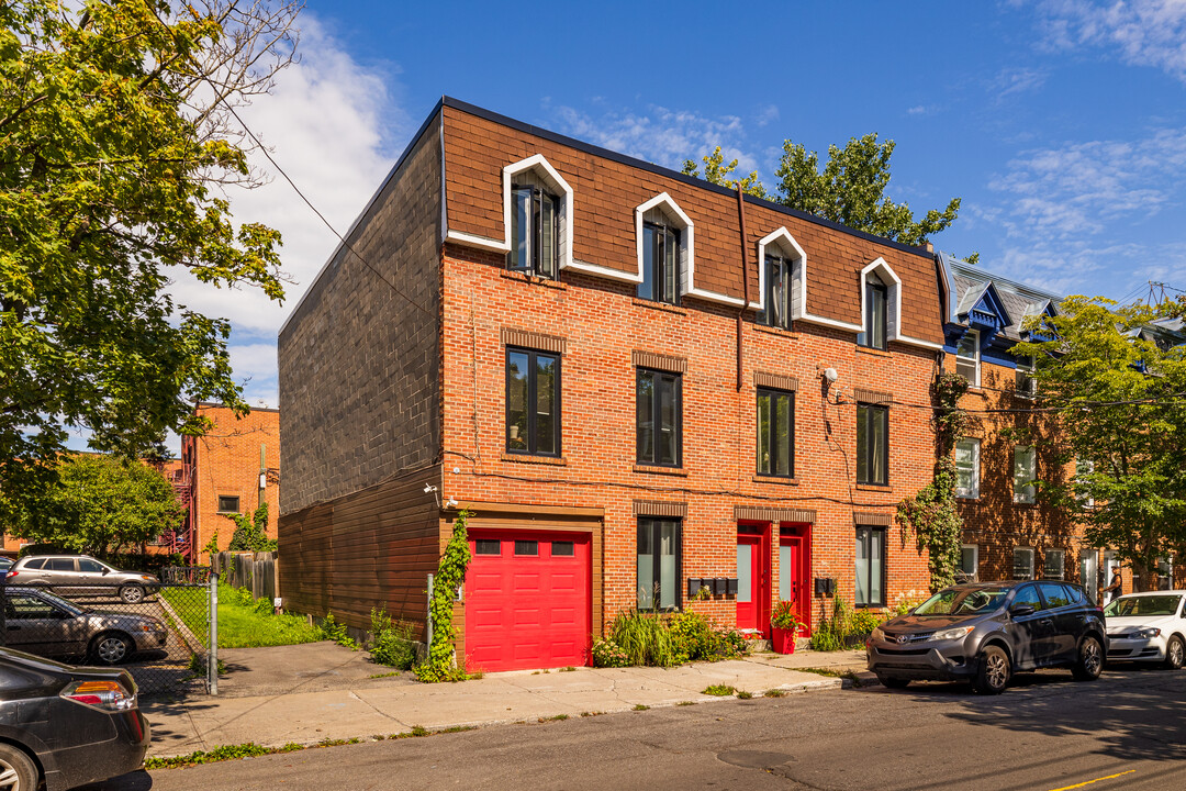 1691-1699 De Champlain Rue in Montréal, QC - Building Photo