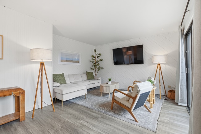 1008 S Harrison St in Moscow, ID - Foto de edificio - Building Photo