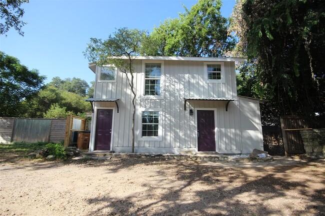 property at 904 Possum Trot St