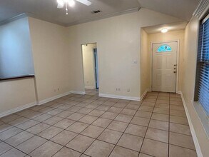 1902 W Sanford St-Unit -A in Arlington, TX - Building Photo - Building Photo