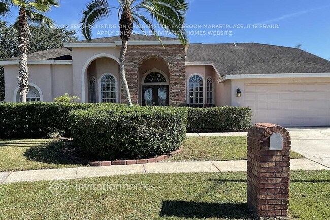 property at 10117 Vista Pointe Dr