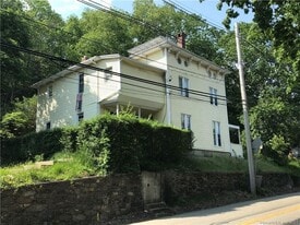 73 W Thames St, Unit 73B in Norwich, CT - Building Photo