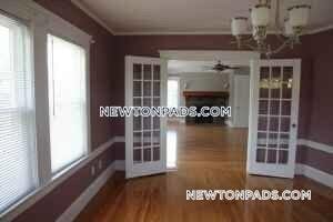 235 Commonwealth Ave in Newton, MA - Building Photo