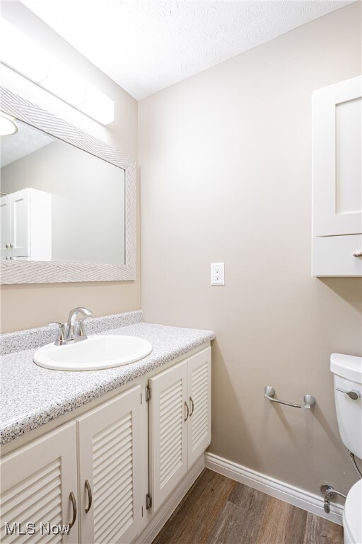 property at 472 Gresham Dr