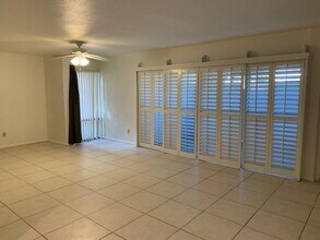 930 S Dobson Rd in Mesa, AZ - Building Photo - Building Photo