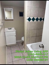 1239 Ogden St in Bakersfield, CA - Foto de edificio - Building Photo