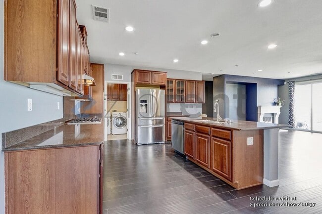 716 San Juan Oaks Rd in Brentwood, CA - Building Photo - Building Photo