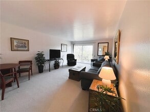 3337 Algarrobo, Unit 3-D in Laguna Woods, CA - Building Photo - Building Photo