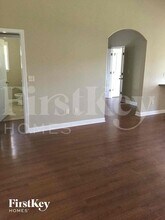 1628 Needle Oak Dr in Cordova, TN - Building Photo - Building Photo