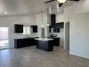 229 S Amarely Ave in San Luis, AZ - Building Photo - Building Photo