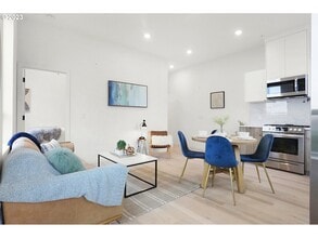 6610 N Greenwich Ave, Unit 10 in Portland, OR - Building Photo - Building Photo
