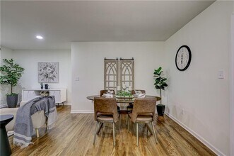 131 Brookwood Dr SW in Marietta, GA - Building Photo - Building Photo