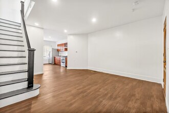 236 Wood St in Waterbury, CT - Building Photo - Building Photo